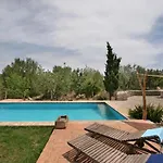 Guillo Villa *